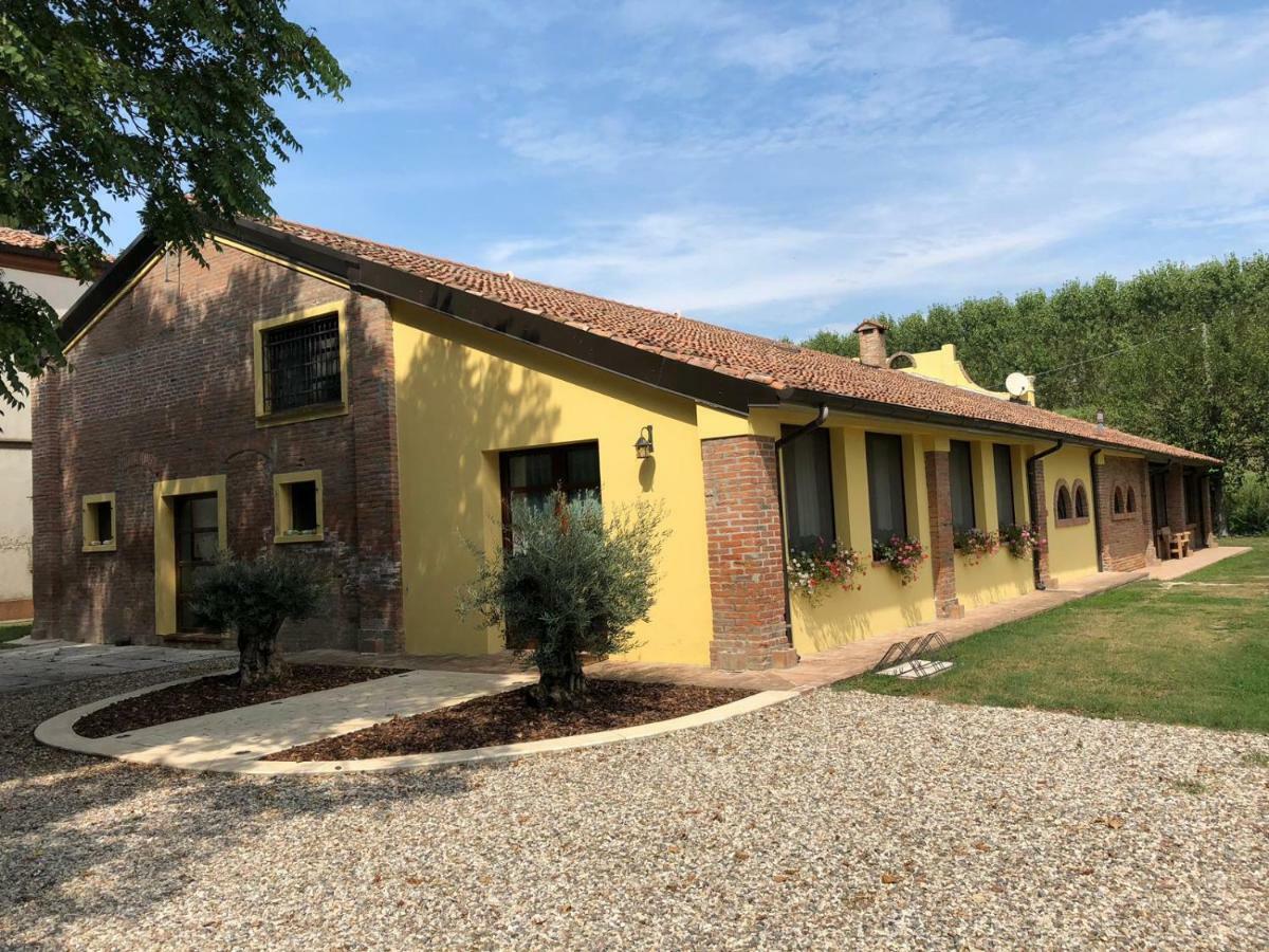 Agriturismo La Bicocca Sermide Ngoại thất bức ảnh